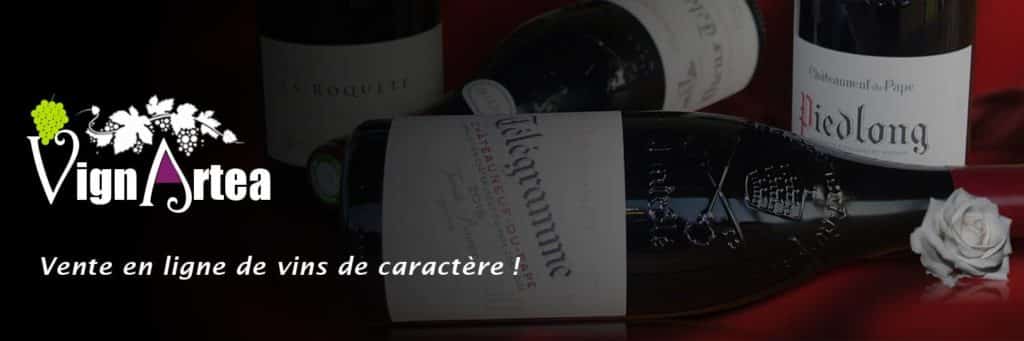 logo officiel et photo de bouteilles de vin